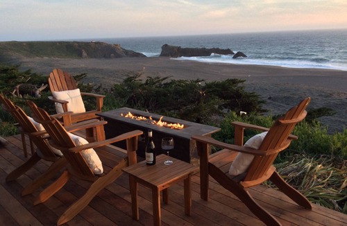 Bodega Bay House | Louw Tide - Modern home, ocean front, spanning views.