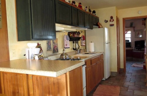 Prescott Cottage | Lovely Vacation Getaway with a Private Hot Tub near Lynx Creek, Arizona