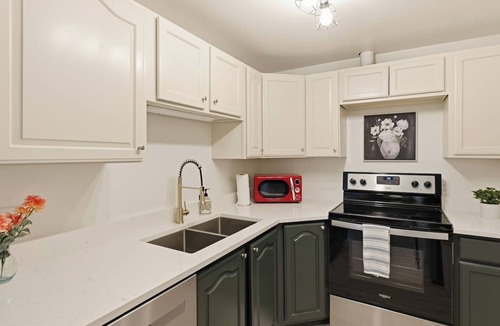 Pleasant Grove House | Lower Grove | Remodeled 2BR | King Bed