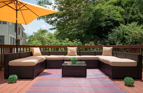 Woodbridge House | Lucky Rainbow Large Luxury Retreat for Professionals and Families - discounts!