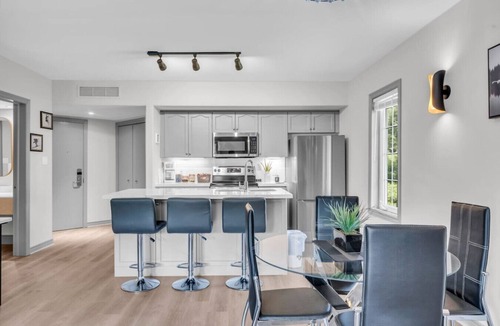 Oro-Medonte Condo | Lux 4bd 2bath 1400 sqft Condo