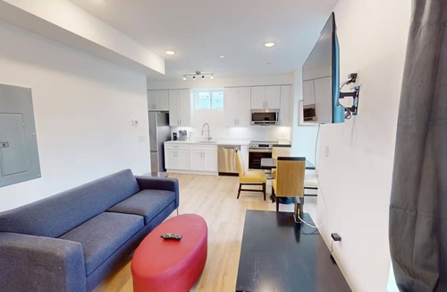 Brightwood Park Apartment | Lux Penthouse Unit