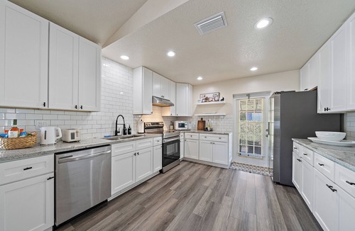 North Sarasota House | Lux Siesta Key & Lido Beach - Sarasota Getaway