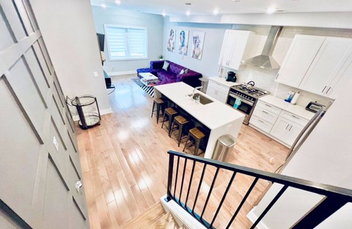 Trinidad Condo | Luxe 3BDR Penthouse Rooftop TV+Capitol+Monument Views+Parking Free Cancellation