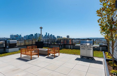 Lower Queen Anne Apartment | Luxe Lower Queen Anne 1BR w/Garden, BBQ & Game Room, by Blueground