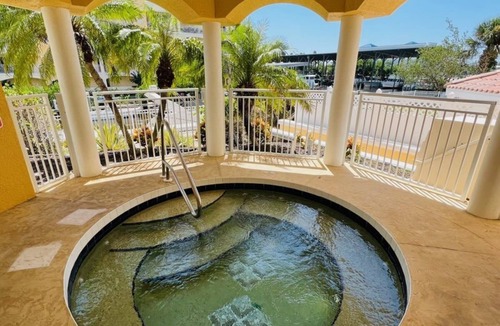 Osprey Condo | Luxurious 3/2 Waterfront Retreat in Osprey, FL!