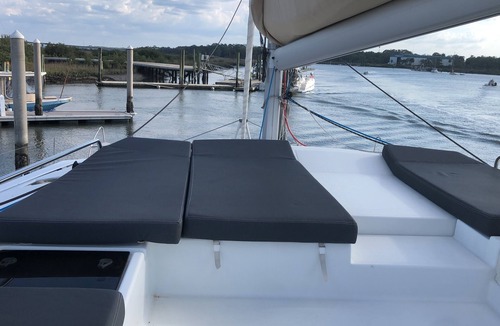 Edgewater Boat Rental | Luxurious 50 ft. Fountaine Pajot Saba. Six Cabin six head layout.