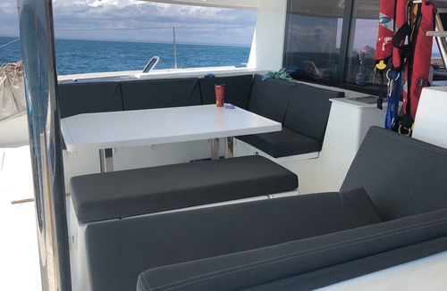 Edgewater Boat Rental | Luxurious 50 ft. Fountaine Pajot Saba. Six Cabin six head layout.
