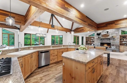 Deer Valley Villa | Luxurious Deer Valley Villa: Private Shuttle to Slopes & Breathtaking Views