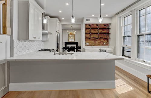 Dupont Circle House | Luxurious DuPont home close to Georgetown and Downtown!