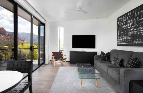 Uptown Sedona Villa | Luxurious Modern Masterpiece in Uptown Sedona