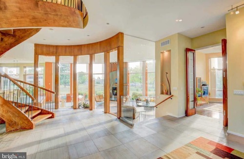 Stevensville Villa | Luxurious Waterfront Kent Island Home 30 miles from Annapolis