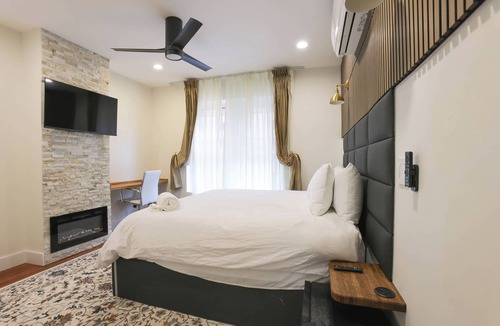 Dupont Circle Bed & Breakfast | Luxury 4BR Dupont Circle | Walk to Metro