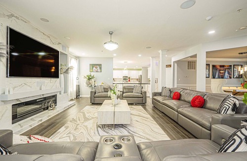 Montpelier House | Luxury 5Brooms 4,5Baths Home &Free parking Near DC