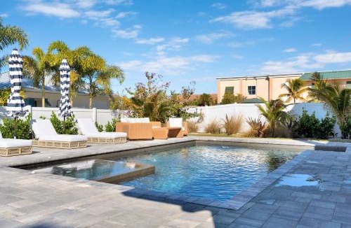 Cocoa Beach House | Luxury Cocoa Beach Oceanview Beach House Heated Private Pool, Spa & Beach Access Sleeps 12