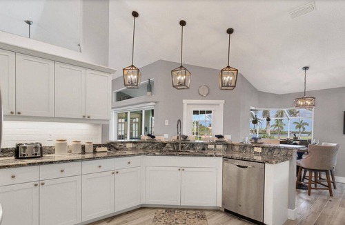South Gulf Cove Villa | Luxury Contemporary Style Villa on South Gulf Cove, Charlotte County Villa 5865