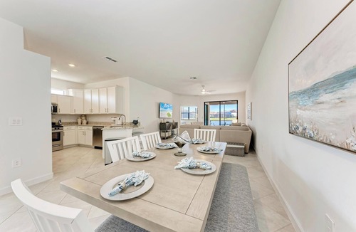 Lakewood Ranch Villa | Luxury Family Friendly Villa in LWN Lorraine Lakes! 3 Beds 2 Baths!