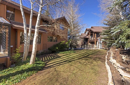 Deer Valley House | Luxury home less than a mile from Deer Valley with free shuttle to and from DV