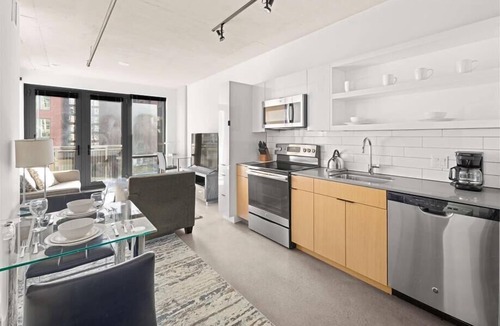 District Wharf Apartment | Luxury One Bedroom Apartment