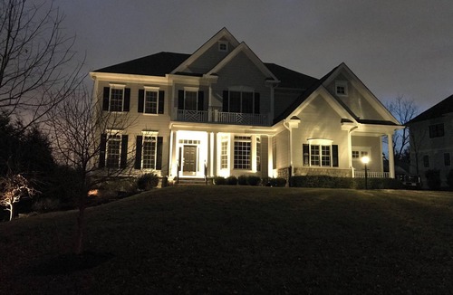 McLean House | Luxury renovated 6-bd in close-in McLean’s Franklin Park, family friendly w yard