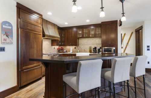 Empire Pass Condo | Luxury Ski-in, Ski-out Condo in Arrowleaf Lodge