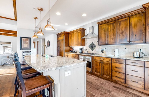 Park City Condo | Luxury ski-in/ski-out condo with views, multiple fireplaces, pool & hot tub