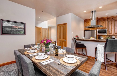Park Meadows House | Luxury Townhome with Community Amenities, Recreation & Great Location!