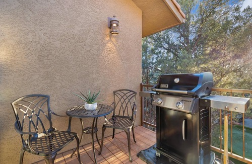 Sedona Villa | Mammoth Rock Retreat Villa-Sleeps 4