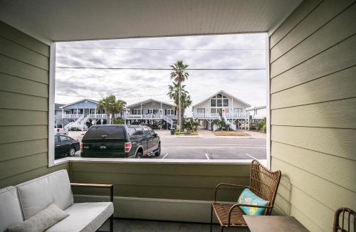 North Myrtle Beach House | Marsh Villas I-1 - 2nd Row Marsh View - Cherry Grove Section