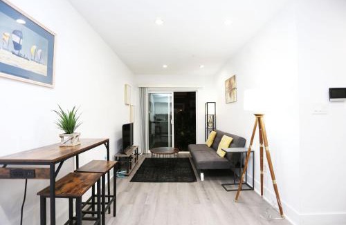 Petworth Apartment | Mary's Stay Petworth