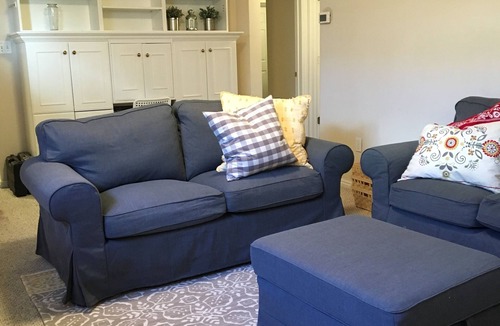 Hillcrest Apartment | Mayberry in Orem! Cozy 2BR Apt by Costco! All New Carpet/Paint