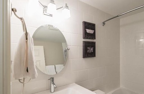 Jasper Place Apartment | McKinnon Pointe #101