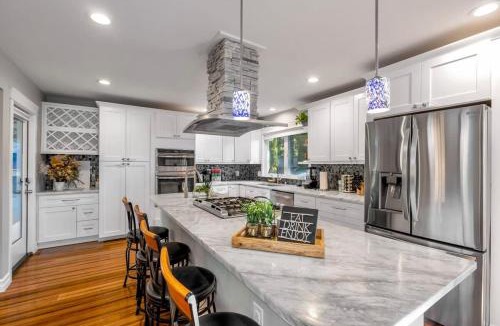 Mercer Island House | Mercer Island Modern Family-Friendly Home I-90