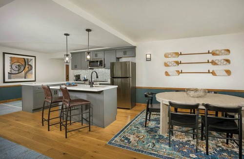 Town Center Hotel | Merriweather Lakehouse, Autograph Collection