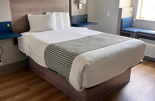 Conyers Hotel | Micro Hotel