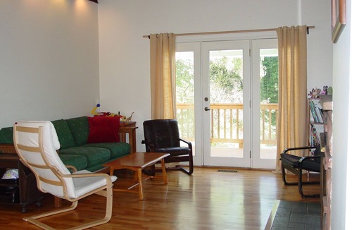 Meadowbrook House | Mid-century 3-bedroom house in quiet Seattle n'hood, your home away from home