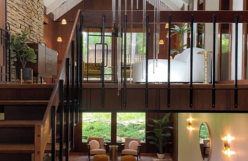 Kilbourne House | Mid Century 70s Retro Retreat