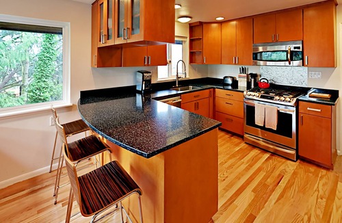 Fremont House | Mid-century modern home with canal & mountain views, & great location