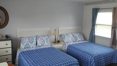 Cornish Hotel | Midway Lodging
