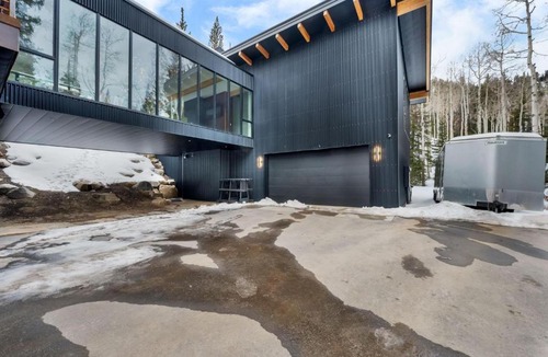 Salt Lake Mountain Resorts Apartment | Milly Slopeside Studio