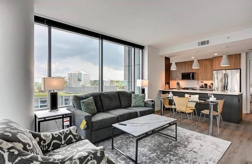Reston Apartment | Mins to Dulles Airport | 2BR nr Reston Village Center