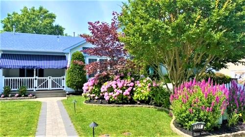 Village Green House | Missouri Ave Seaside Stay