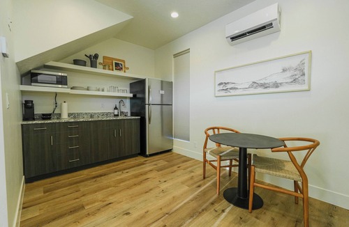 Ivins Villa | Modern 1-bedroom villa in Ivins with WiFi, AC, with access to Pool and hot tub
