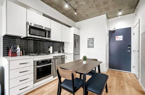 Connaught Condo | Modern 1BR City Escape w/Balcony near DT Calgary!
