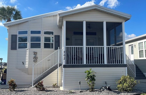 Fort Myers Beach House | Modern 2B/2B home in Fort Myers Beach