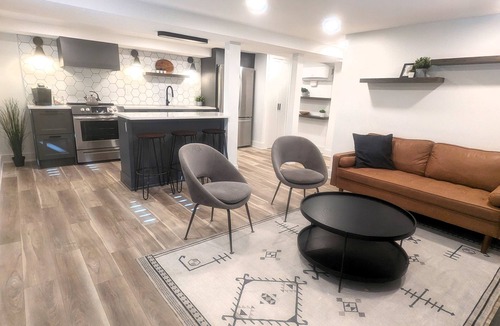 Mount Pleasant Apartment | Modern 2BR in Mount Pleasant Across From the National Zoo and Rock Creek Park!