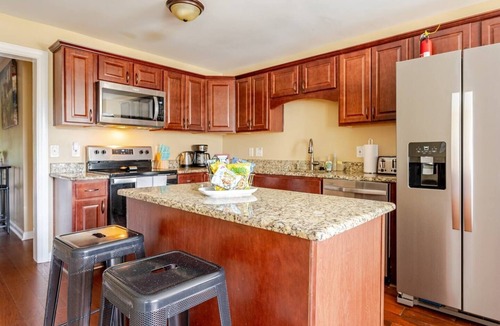 Durham House | Modern 4-bedroom house, TV in bedroom,big fence yard, Pet stay free,Lighted yard