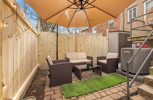 Old Town West House | Modern 4BR Getaway 3 Min to Old Town 1 Mil to Waterfront Walk to Metro
