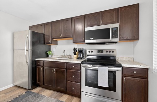 Gahanna Apartment | Modern apartment in a convenient location!