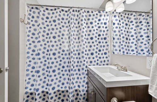 Gahanna Apartment | Modern apartment in a convenient location!